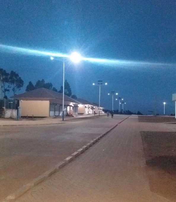 南通市非洲科特迪瓦太阳能路灯工程